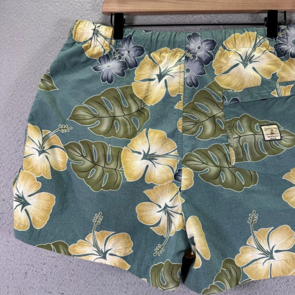 Tommy Bahama Swim Trunks Mens Medium Blue Floral Bungalo Beach Hawaiian Vacation